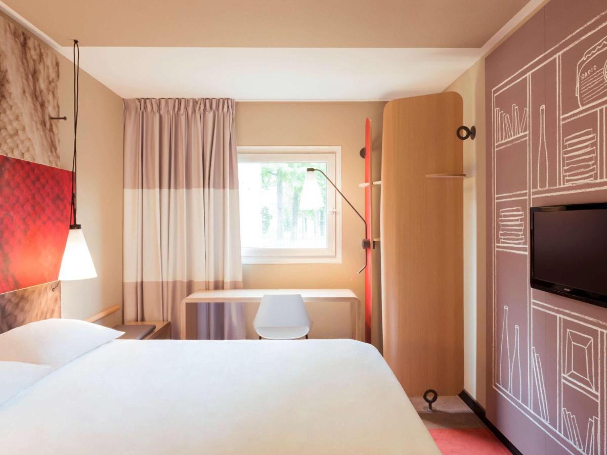 Ibis Guaiba Hotel Luaran gambar