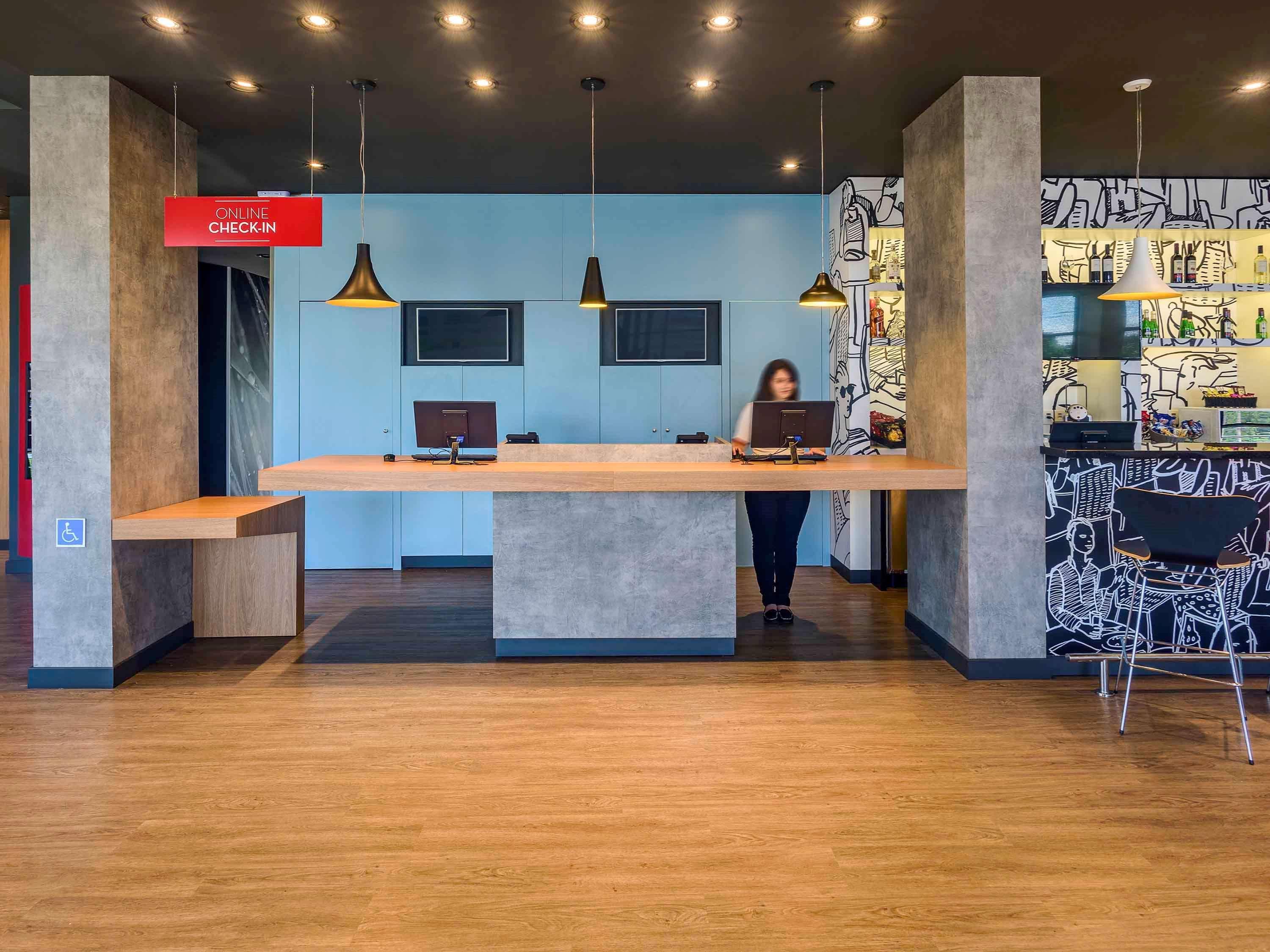 Ibis Guaiba Hotel Luaran gambar