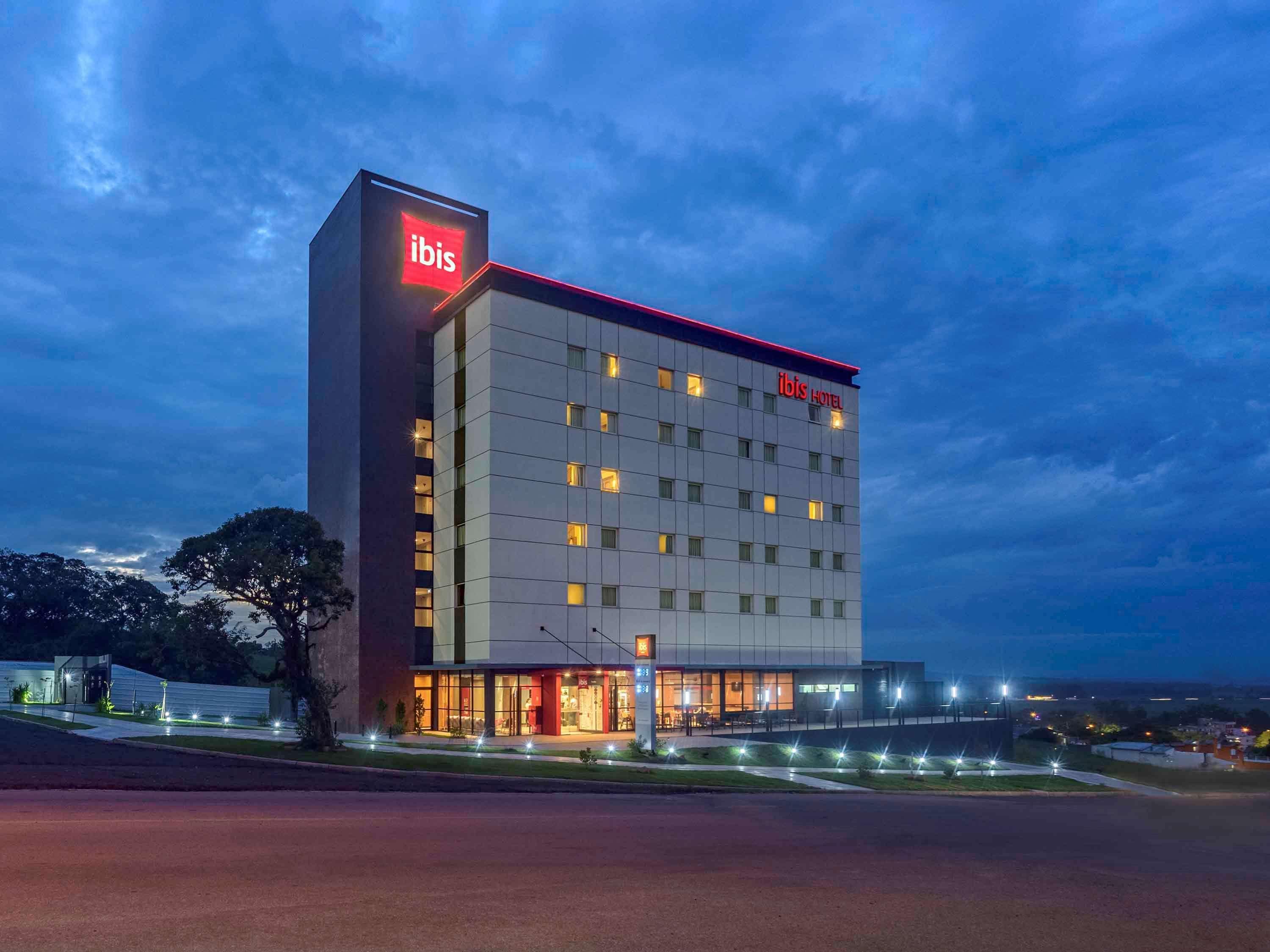 Ibis Guaiba Hotel Luaran gambar